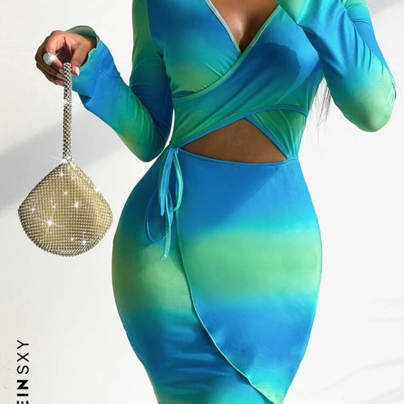 Cutout Dress Bundle - Picture 1 of 7
